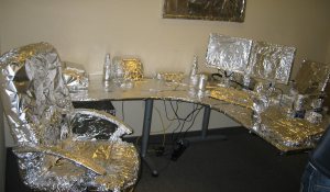 funny-office-prank-foil-fail-owned